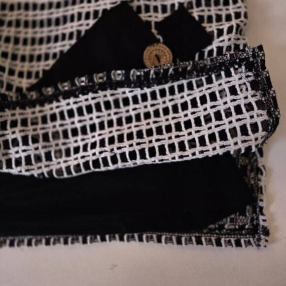 Onque Casual Womens Knit Open Weave Layered Short Sleeve Top Black White Small - Picture 7 of 12